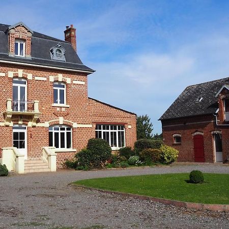 Chez Berenice Et Clement Miraumont 外观 照片